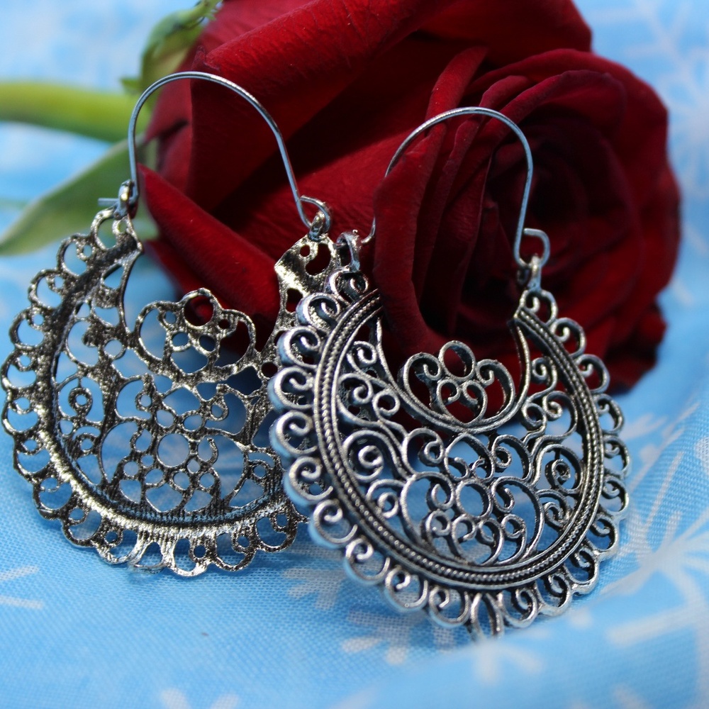 BOHO Antique Gunmetal Earrings NWT